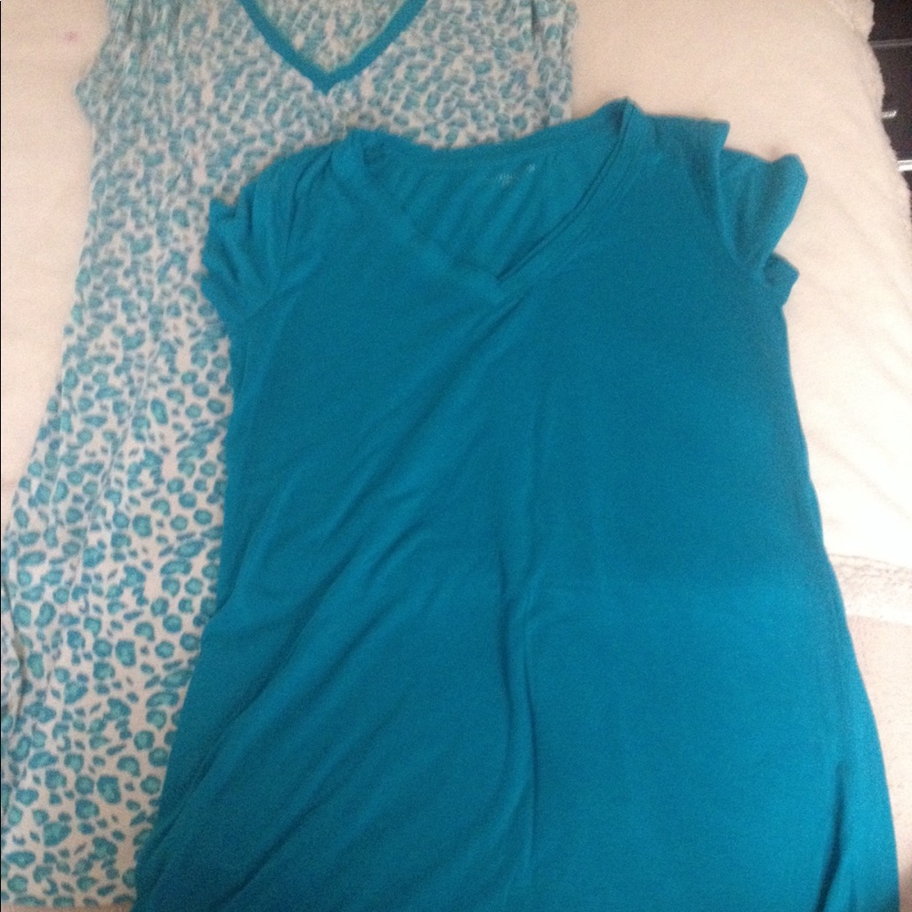 Night gown size medium and small